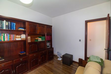 Casa à venda com 207m², 3 quartos e 4 vagas Casa à venda com 207m², 3 quartos e 4 vagasQuarto 1