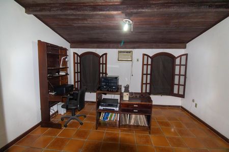 Escritório de casa à venda com 3 quartos, 207m² em Vila Progresso, Niterói