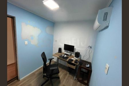 Casa à venda com 300m², 3 quartos e 2 vagas