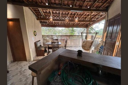 Casa à venda com 3 quartos, 300m² em Vila do Encontro, São Paulo