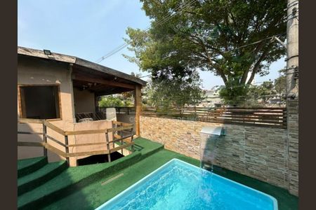 Casa à venda com 300m², 3 quartos e 2 vagas
