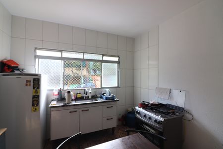 Casa à venda com 113m², 3 quartos e 3 vagasCozinha 