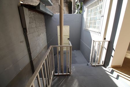 Casa para alugar com 50m², 1 quarto e sem vagaÁrea de Serviço