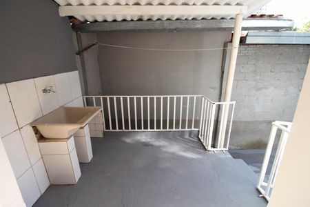 Casa para alugar com 50m², 1 quarto e sem vagaÁrea de Serviço