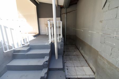 Casa para alugar com 50m², 1 quarto e sem vagaÁrea de Serviço