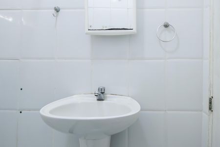 Banheiro de apartamento para alugar com 1 quarto, 50m² em Catete, Rio de Janeiro