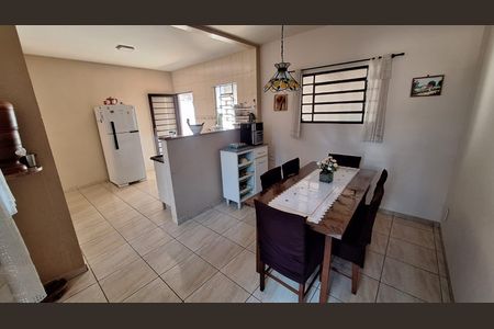 Cozinha de casa à venda com 2 quartos, 140m² em Jardim das Vitorias Regias, Valinhos