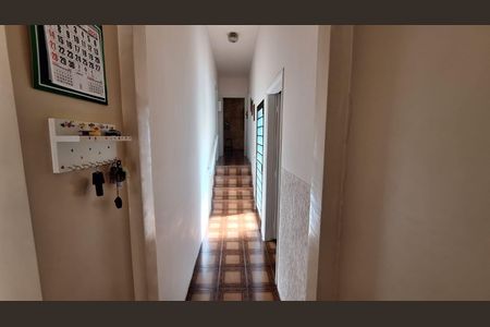 Casa à venda com 140m², 2 quartos e 5 vagas Casa à venda com 140m², 2 quartos e 5 vagasCorredor