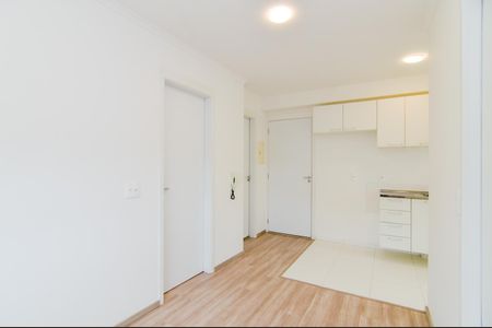 Apartamento para alugar com 45m², 2 quartos e 1 vagaSala 