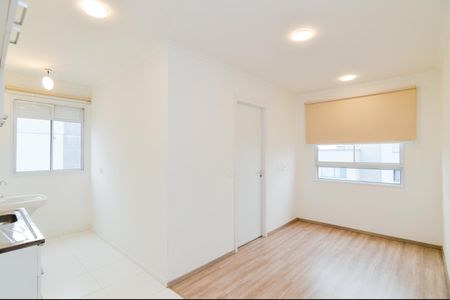 Sala  de apartamento para alugar com 2 quartos, 45m² em Vila das Bandeiras, Guarulhos