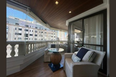 Apartamento à venda com 287m², 3 quartos e 4 vagas