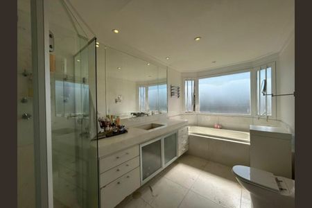Apartamento à venda com 287m², 3 quartos e 4 vagas