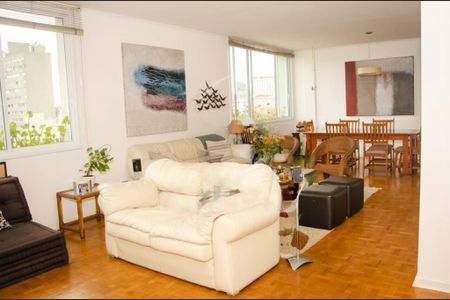Apartamento à venda com 208m², 4 quartos e 2 vagas