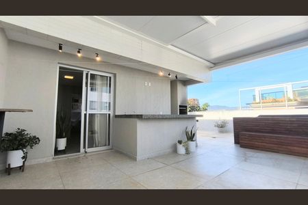 Apartamento para alugar com 190m², 4 quartos e 3 vagas Apartamento para alugar com 190m², 4 quartos e 3 vagasÁrea Externa