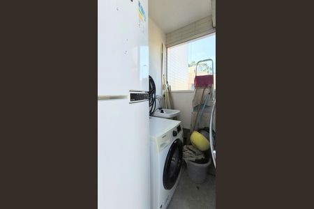 Apartamento para alugar com 190m², 4 quartos e 3 vagas Apartamento para alugar com 190m², 4 quartos e 3 vagasÁrea de serviço