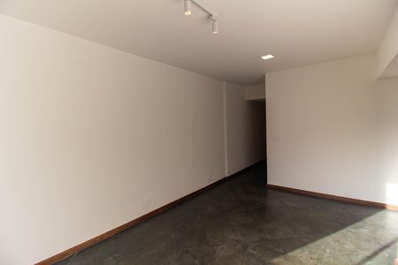 Sala de apartamento para alugar com 2 quartos, 55m² em Santa Rosa, Niterói