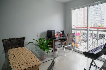 Apartamento à venda com 46m², 2 quartos e sem vaga Apartamento à venda com 46m², 2 quartos e sem vagaSala