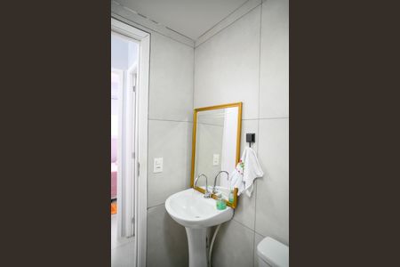 Apartamento à venda com 46m², 2 quartos e sem vaga Apartamento à venda com 46m², 2 quartos e sem vagaBanheiro