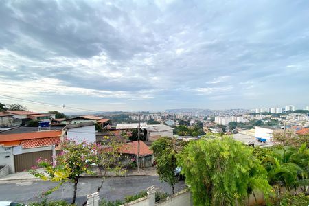 Vista Quarto 1 de apartamento para alugar com 2 quartos, 54m² em Califórnia, Belo Horizonte