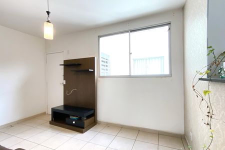 Sala de apartamento para alugar com 2 quartos, 54m² em Califórnia, Belo Horizonte