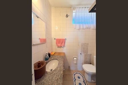 Casa à venda com 120m², 3 quartos e 2 vagasBanheiro Social