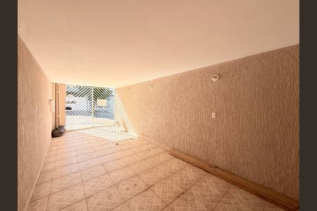 Casa à venda com 120m², 3 quartos e 2 vagasGaragem