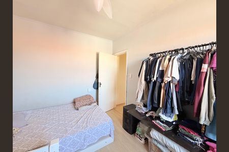 Casa à venda com 120m², 3 quartos e 2 vagasQuarto 2