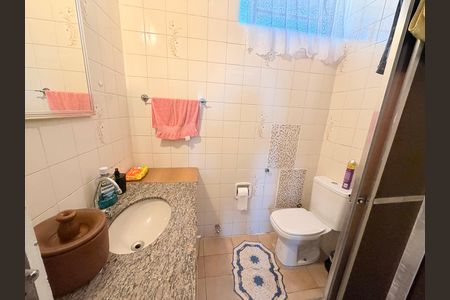 Casa à venda com 120m², 3 quartos e 2 vagasBanheiro Social