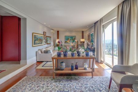 Apartamento à venda com 3 quartos, 240m² em Santo Amaro, São Paulo