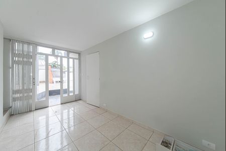 Casa de condomínio à venda com 582m², 4 quartos e 5 vagas Casa de condomínio à venda com 582m², 4 quartos e 5 vagasRecepção