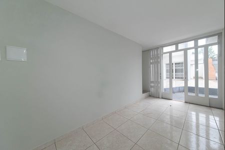 Casa de condomínio à venda com 582m², 4 quartos e 5 vagas Casa de condomínio à venda com 582m², 4 quartos e 5 vagasRecepção
