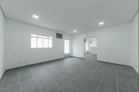 Casa de condomínio à venda com 582m², 4 quartos e 5 vagas Casa de condomínio à venda com 582m², 4 quartos e 5 vagasEdicula