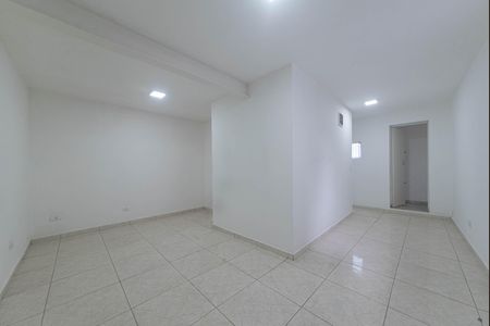 Casa de condomínio à venda com 582m², 4 quartos e 5 vagas Casa de condomínio à venda com 582m², 4 quartos e 5 vagasRecepção