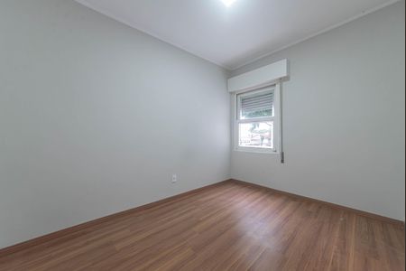 Casa de condomínio à venda com 582m², 4 quartos e 5 vagas Casa de condomínio à venda com 582m², 4 quartos e 5 vagasQuarto 2