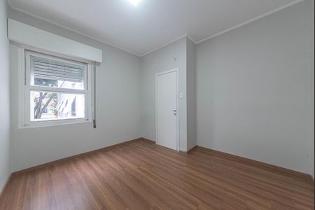 Casa de condomínio à venda com 582m², 4 quartos e 5 vagas Casa de condomínio à venda com 582m², 4 quartos e 5 vagasQuarto 2