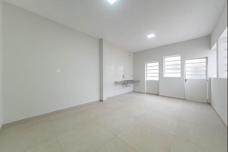 Casa de condomínio à venda com 582m², 4 quartos e 5 vagas Casa de condomínio à venda com 582m², 4 quartos e 5 vagasCozinha