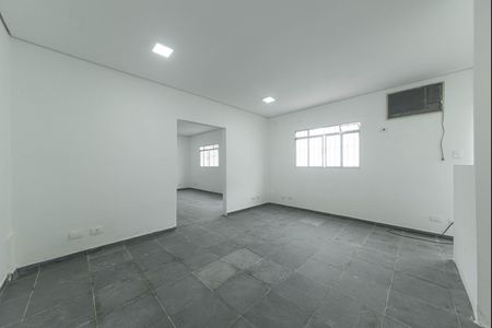 Casa de condomínio à venda com 582m², 4 quartos e 5 vagas Casa de condomínio à venda com 582m², 4 quartos e 5 vagasEdicula