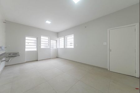 Casa de condomínio à venda com 582m², 4 quartos e 5 vagas Casa de condomínio à venda com 582m², 4 quartos e 5 vagasCozinha