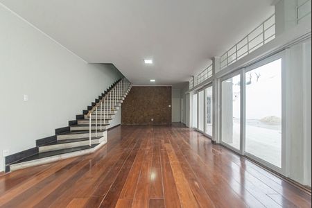 Sala de casa de condomínio à venda com 4 quartos, 582m² em Jardim Hipico, São Paulo