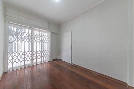 Casa de condomínio à venda com 582m², 4 quartos e 5 vagas Casa de condomínio à venda com 582m², 4 quartos e 5 vagasSala de Jantar