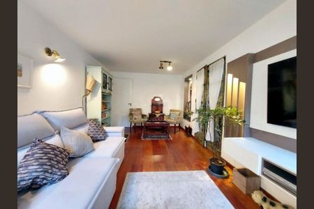Casa à venda com 3 quartos, 180m² em Vila Alexandria, São Paulo
