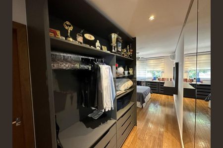 Casa à venda com 4 quartos, 295m² em Vila Nova Caledonia, São Paulo
