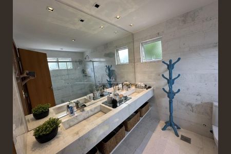 Casa à venda com 4 quartos, 295m² em Vila Nova Caledonia, São Paulo