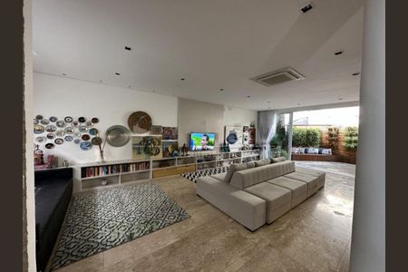 Casa à venda com 4 quartos, 295m² em Vila Nova Caledonia, São Paulo