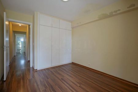 Apartamento à venda com 181m², 4 quartos e 2 vagas
