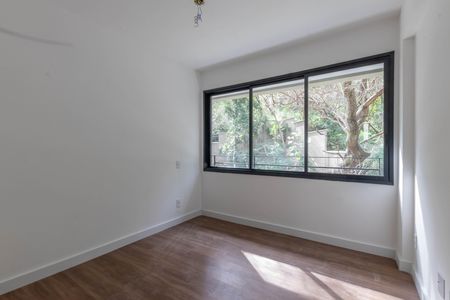 Apartamento à venda com 109m², 3 quartos e 2 vagas Apartamento à venda com 109m², 3 quartos e 2 vagasSuíte
