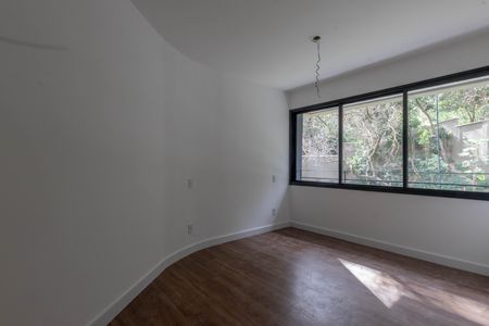 Apartamento à venda com 109m², 3 quartos e 2 vagas Apartamento à venda com 109m², 3 quartos e 2 vagasSuíte
