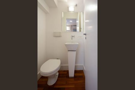 Apartamento para alugar com 72m², 2 quartos e 2 vagas Apartamento para alugar com 72m², 2 quartos e 2 vagasLavabo