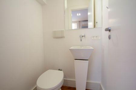 Apartamento para alugar com 72m², 2 quartos e 2 vagas Apartamento para alugar com 72m², 2 quartos e 2 vagasLavabo
