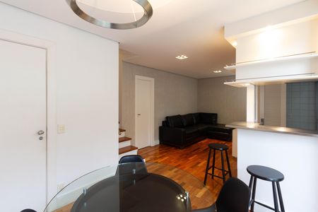 Sala de apartamento para alugar com 2 quartos, 72m² em Moema, São Paulo